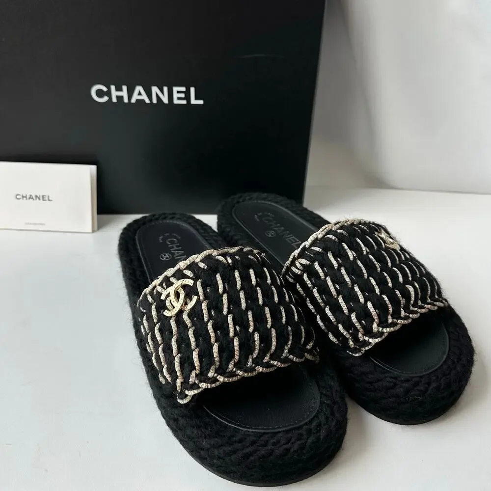 NIB! Chanel (39/8-8.5 US) Interlocking CC Logo Braided Slide Sandals- Black/Gold